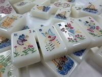 White Nature 2026 Nuevo y Popular MOTHER NATURE Tapetes y Soportes de Acrílico Grabados Personalizados para Fichas de Mahjong Americano, Regalos para Adultos, Entretenimiento