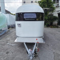 Camions de restauration, food trucks, petits camions à hamburgers, camions à café, restaurants mobiles, remorques de restauration, camions de restauration pour fêtes foraines