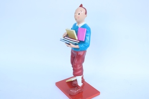 Figura de Tintin de Resina Premium GIA NHIEN, Personaje Clásico de Cómic con Libros, Estatua Coleccionable para Decoración del Hogar - Product Image 4