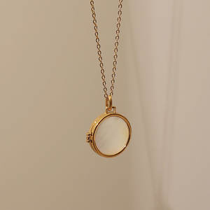 Collana medaglione di madreperla libro da donna bianco conchiglia commemorativa foto foto collana medaglione gioielli di moda - Product Image 4