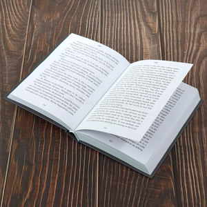 Impresión Offset CMYK Personalizada, Impresión de Libros Comerciales, Tapa Dura Resistente con Encuadernación Perfecta, Papel Recubierto, Estampado en Dorado - Product Image 1