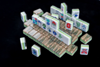 Tuiles de mahjong en acrylique personnalisables, exquisément sculptées, luxueuses et atmosphériques, adaptées aux jeux de 4 personnes
