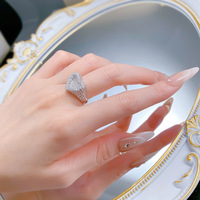 Grossiste en bijoux, bague en argent sterling 925 sertie de zircone cubique en forme de cœur