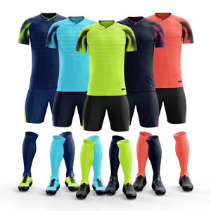 <span class=keywords><strong>2023</strong></span> <span class=keywords><strong>2024</strong></span> produttori Design originale nero bianco senza Logo retrò uniforme maglietta personalizzata maglia da <span class=keywords><strong>calcio</strong></span> per gli uomini - Product Image 5