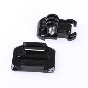 Support de casque incurvé de haute qualité pour GoPro 9 avec adhésif double face 3M et base mobile incluant un support de casque à base incurvée - Product Image 4