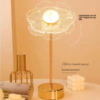 Lampu Meja Akrilik Kupu-kupu Bunga Emas Modern Romantis untuk Kamar Tidur, Ruang Belajar, Dekorasi