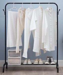 Perchero negro con estantes de almacenamiento y ganchos para abrigos/sombreros Perchero de acero independiente para interiores para dormitorio o sala de estar - Product Image 2