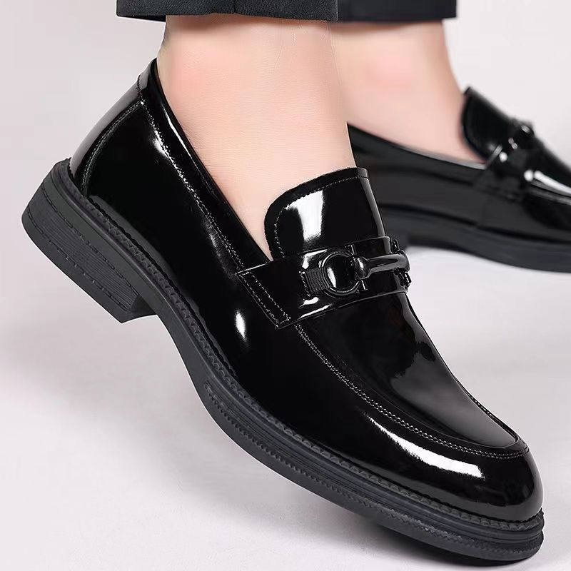 Black ankle