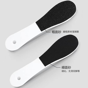 Cepillo ovalado para pies, removedor de callos de plástico blanco de doble cara para el cuidado de los talones - Product Image 2