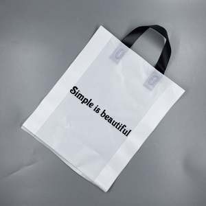 Bolsa de Plástico Biodegradable LDPE para Compras, Precio Económico al por Mayor, con Logotipo Personalizado y Válvula para Zapatos, Peluches y Calcetines - Product Image 4