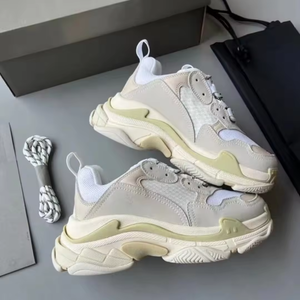 Baskets de luxe style rétro 2026, nouvelles chaussures de luxe pour hommes, marque de mode, baskets épaisses antidérapantes et respirantes, style confortable pour la marche - Product Image 3