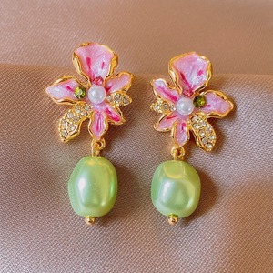 Pendientes de esmalte ovalados chapados en oro Vintage, pendientes de tuerca de flor de perla Puff con pintura al óleo de Palacio, regalo Unisex para mujeres y hombres - Product Image 6