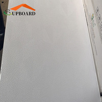 Plaques de plafond en plâtre à motifs, en gypse, 60x60, pour les installations de plafond de bureaux et de salons