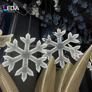 Lumières LED Flocon de Neige Décorations de Noël Éclairage Motif Flocon de Neige Décoratif pour Fêtes et Célébrations - Product Image 2