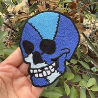 Patchs brodés thermocollants personnalisés en tissu sergé chenille à points de chaînette, écologiques, pour vestes universitaires et casquettes selon votre design