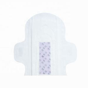 Coussinets sanitaires imperméables en sélénium extractible doux et doux pour la nuit - Product Image 3