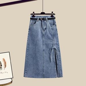 Conjunto de 2 Peças Jeans Feminino: Camisa de Cintura e Saia Jeans - Design Moderno e Exclusivo - Product Image 2