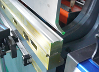 Presse plieuse hydraulique automatique CNC avec Axe68t 4+1 axes