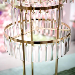 Support de <span class=keywords><strong>fleurs</strong></span> en acrylique doré Martina Iron - Arche moderne <span class=keywords><strong>pour</strong></span> bureau, maison, meubles, rangement de jouets <span class=keywords><strong>pour</strong></span> enfants, exposition de jouets, mariage - Product Image 3