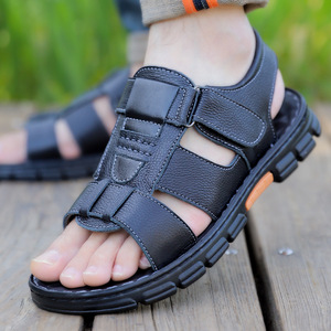 Sandales à brides croisées pour hommes, noires, à semelle épaisse, antidérapantes, style jeune, à enfiler - Product Image 1