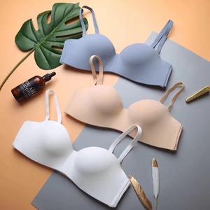 Dropshipping soutien-gorge confort à bretelles ajustées <span class=keywords><strong>Tube</strong></span> Solid Color Teen Girls Push up Wireless Bra 3/4 a B Small Cup Seamless Bra - Product Image 1