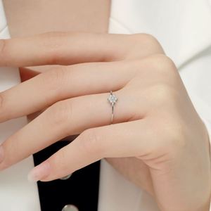 Anillos de Joyería para Mujer Dylam, Diseño Minimalista, Rodio, Chapado en Oro de 18K, Plata de Ley 925, Forma de Copo de Nieve, Circonita Cúbica 5A - Product Image 5