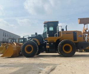 รถตักหน้าขุด ZL50GN ขนาด 5 ตัน ถังขนาด 3.2 ลูกบาศก์เมตร สำหรับงานเหมืองหินและงานดิน - Product Image 1