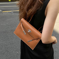 Sac à main en cuir véritable pour femme, sac de danse en cuir de vachette, sac à bandoulière sous le bras, sac à main de luxe au design élégant et de niche