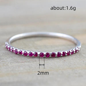 Anillo de compromiso de plata 925 con zafiro y diamantes para mujer, modelo Q993, con engaste en canal, joyería fina, corte redondo brillante. - Product Image 4