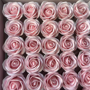 Boîte de <span class=keywords><strong>50</strong></span> <span class=keywords><strong>roses</strong></span> artificielles au toucher réaliste, en forme de savon, pour décoration naturelle, <span class=keywords><strong>bouquet</strong></span>, Fête des Mères, Rentrée scolaire - Product Image 4