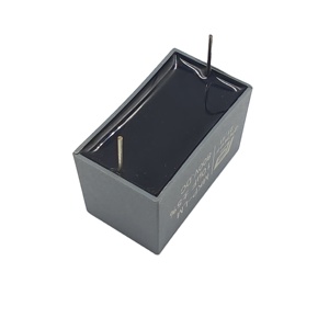 Precio de fábrica barato MKP LM DC Filtro Condensador de película Serie de caja de plástico industrial - Product Image 5