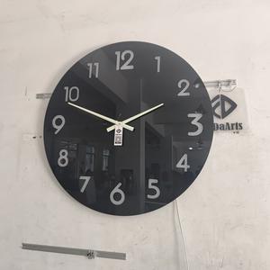 80CM Intérieur Avec Veilleuse LED Verre Grand Rétroéclairage Miroir <span class=keywords><strong>Horloge</strong></span> <span class=keywords><strong>Murale</strong></span> Roue du Temps Décoration Maison Arts Montre Dropshipping DDP - Product Image 5