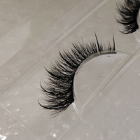 Boîte à cils pleine bande personnalisable à la main Logo privé Faux cils végétaliens en fibre végétale Cils vaporeux mixtes Spike Lashes