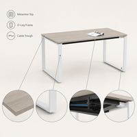 Bureau de travail noir avec structure en acier et plateau pour câbles