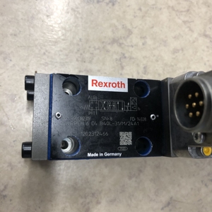 R901382319 4WRPEH6C4B40L-3X/M/24A 4WRPEH6C4B40L 4WRPEH6C4B40L-31/M/24A14WRPEH6C4B24L-3X/M/24A1 Proportionnel d'origine - Product Image 5