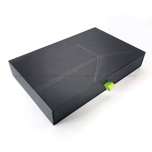 Caja de Regalo de Papel con Textura Especial <span class=keywords><strong>y</strong></span> Estampado en Oro Rosa, Caja Negra Mate con Acabado Brillante UV <span class=keywords><strong>para</strong></span> Joyería <span class=keywords><strong>y</strong></span> Prendas de Moda de Alta Gama - Product Image 4
