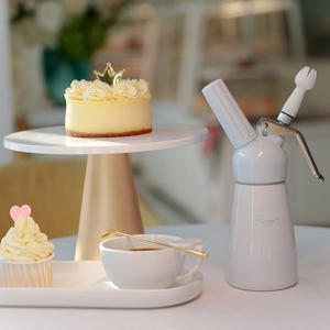 CreamJet 250ml Siphon à crème professionnel sans BPA pour la préparation de crème fouettée, distributeur de crème pour les outils de pâtisserie - Product Image 1