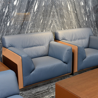 Ensemble de canapés de bureau en cuir pur de style moderne de luxe pour le commerce exécutif contemporain à trois places bon marché
