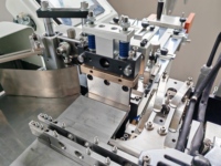 Machine de découpe à froid et à chaud multifonctionnelle à ultrasons JZ-2817CR, 230 pièces/min, certifiée CE, garantie 1 an