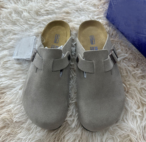 Mocassins Birkentock Bosston en daim de vache de qualité supérieure, semelle en liège souple, sandales pour homme à enfiler, intérieur/extérieur, personnalisables - Product Image 4