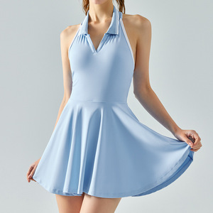 Robe de tennis polo à bretelles contrastées 78% Nylon 22% Spandex avec coussinets intégrés, coupe ajustée anti-exposition, évasée, pour femme, yoga et sport - Product Image 1