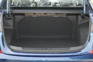 <span class=keywords><strong>Monza</strong></span> <span class=keywords><strong>Chevrolet</strong></span> 2023 modello leggero ibrido automatico 1.3T motore 48V sistema di miscelazione luce Cruise control - Product Image 6