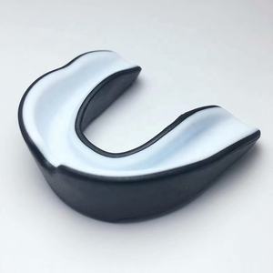 واقيات فم رياضية مخصصة بالجملة من البولي يوريثان بشعار مخصص، واقي شفاه وردي لكرة القدم وكرة السلة والفنون القتالية المختلطة والملاكمة - Product Image 4