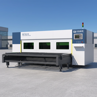 Machine de découpe laser compacte DC3015 avec éjection latérale, design peu encombrant, idéale pour le traitement des métaux