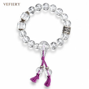 Bracelet extensible en perles rondes de quartz transparent naturel avec breloque d'accent violet pour femme, vente en gros de bijoux - Product Image 1