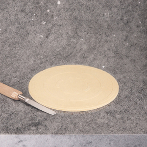 <span class=keywords><strong>Pierre</strong></span> à pizza résistante à la chaleur jusqu'à 1472 degrés ° Idéal <span class=keywords><strong>pour</strong></span> les fours <span class=keywords><strong>d</strong></span>'intérieur, les grils <span class=keywords><strong>d</strong></span>'extérieur, les barbecues, convient à la plupart des pizzas surgelées - Product Image 3