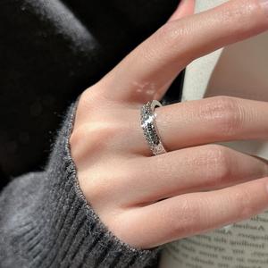 แหวนเงินแท้ S925 ประดับด้วยเลื่อมวิบวับ ดีไซน์เรียบหรู ทันสมัย แบบเปิด ดีไซน์เฉพาะตัว สไตล์นิช ดีไซน์แบบ Eternity - Product Image 2