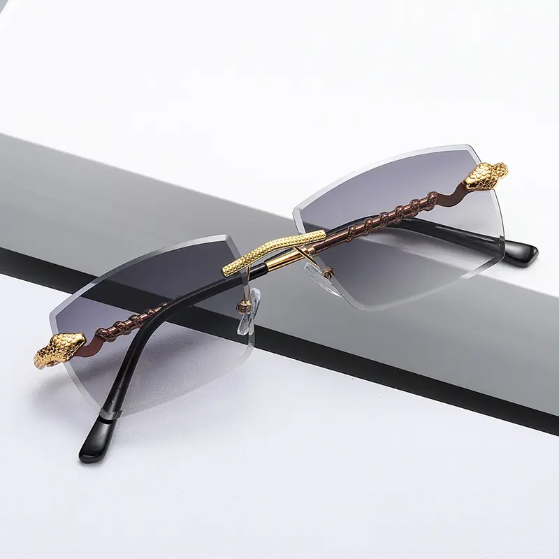 2022 Hot Style Polygon Diamond Cutting Snake Metal Decoration Square Sunglasses Women And Men Fashion Unisex Rimless Glasses