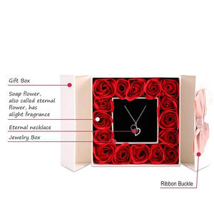 Lüks Özelleştirilebilir 'Seni Seviyorum' Metal Kalp Kolye 100 Dil Projeksiyonlu Budist Anı Hediyesi Anneler Günü - Product Image 5