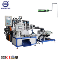 Ligne de production automatique de machines à cintrer les poignées de rouleaux à peinture PLC et de machines à fixer et insérer les pinces